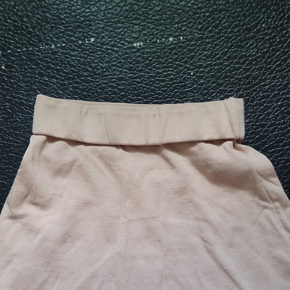 Elegant Cream Women's Skirt - Picture 3 of 4